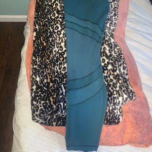Lululemon teal leggings